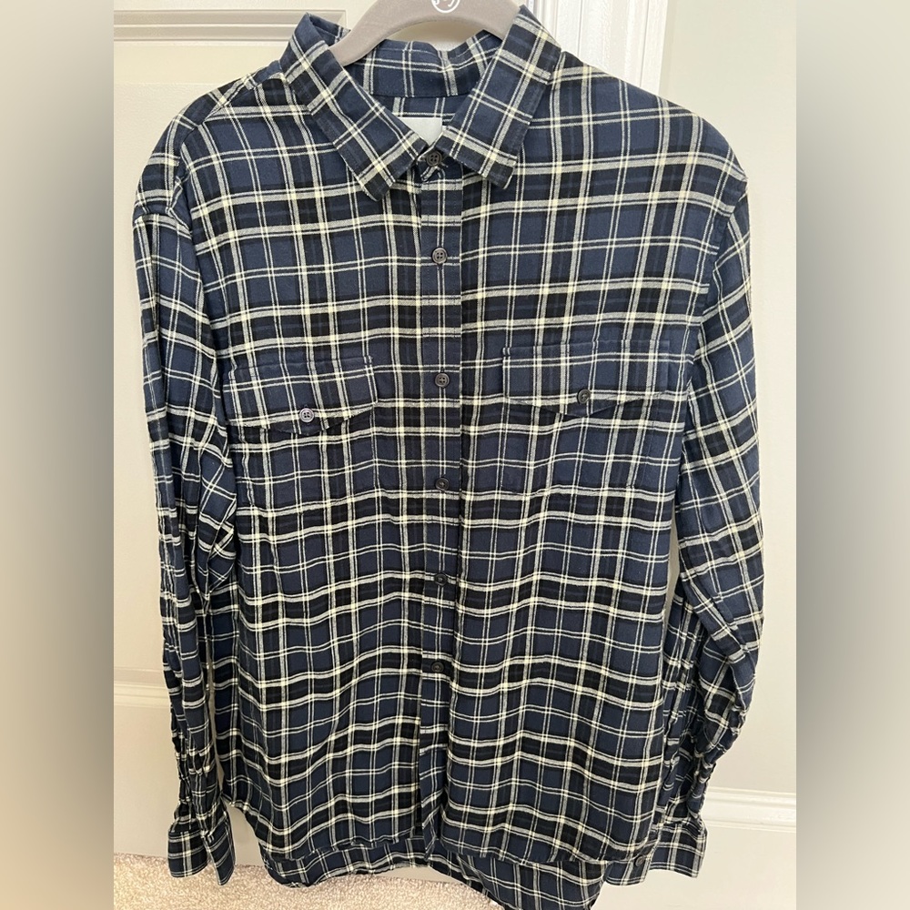 Vince - Black & Blue shirt